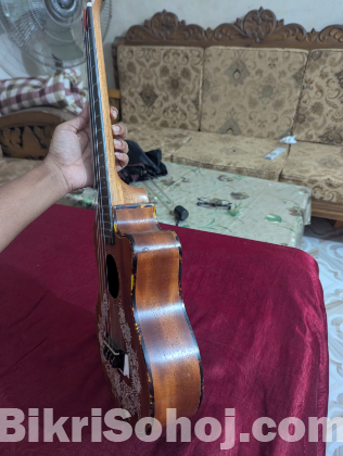 Uklele 26